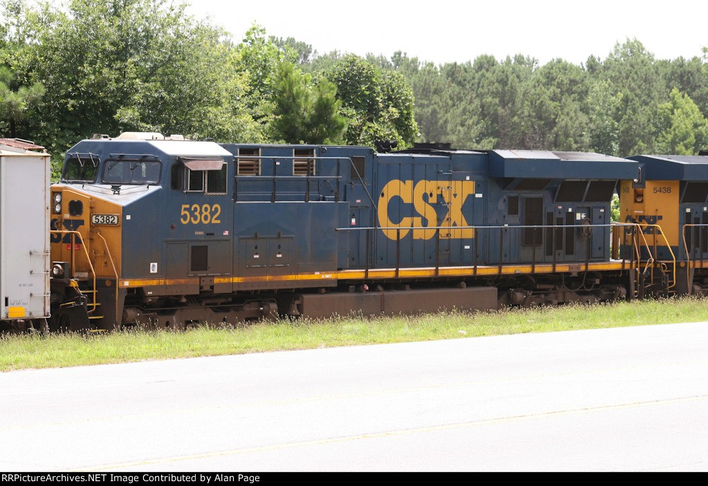 CSX 5382 runs second